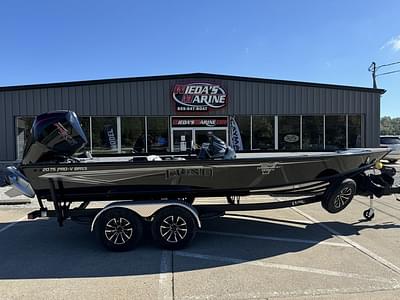 BOATZON | Lund 2075 Pro V Bass XS 2025 BOATZON | Lund 2075 Pro V Bass XS 2025