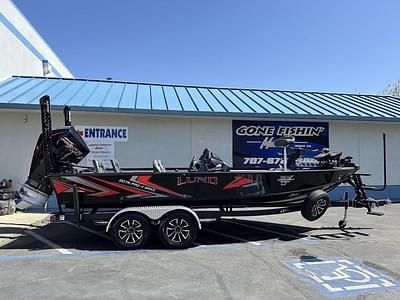 BOATZON | Lund 2075 ProV Bass XS 2025 BOATZON | Lund 2075 ProV Bass XS 2025