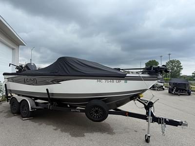 BOATZON | Lund 2075 Tyee Magnum Sport 2021 BOATZON | Lund 2075 Tyee Magnum Sport 2021