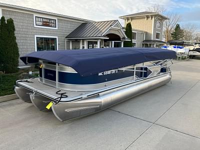 BOATZON | 2019 Lund LX240 Pontoon Cruise