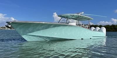 BOATZON | Mag Bay 43 Center Console 2026