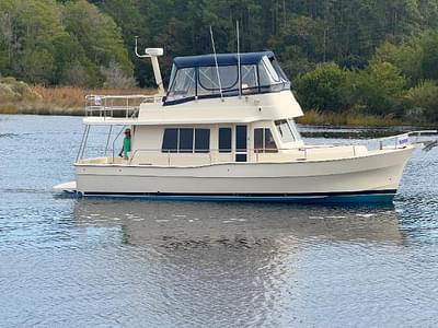 BOATZON | Mainship 400 Trawler 2006