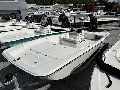 BOATZON | 2025 Mako Pro Skiff 17 CC