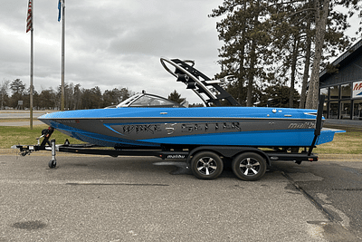 BOATZON | Malibu 21 VLX WAKESETTER 2013