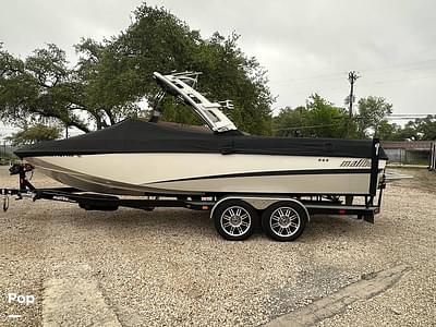 BOATZON | Malibu 247 LSV