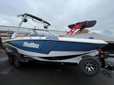 BOATZON | Malibu Boats 21 LX 2023