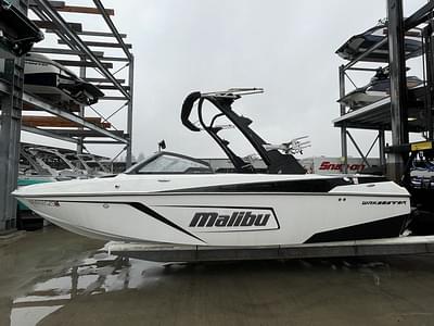 BOATZON | Malibu Boats 22 LSV 2022