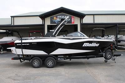 BOATZON | Malibu Boats 22 LSV 2023