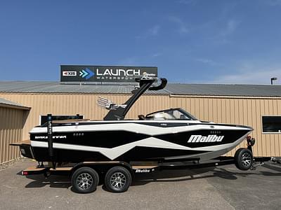 BOATZON | Malibu Boats 22 LSV 2023