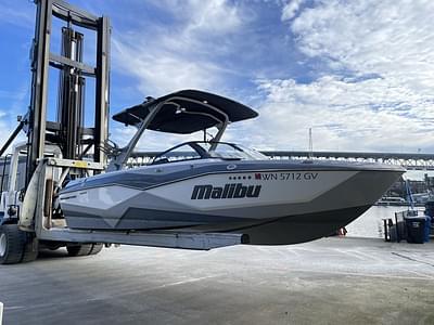 BOATZON | Malibu Boats 22 LSV 2023