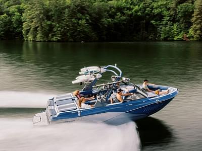 BOATZON | Malibu Boats 22 LSV 2025