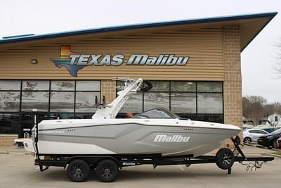 BOATZON | Malibu Boats 22 MXZ 2025