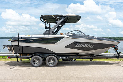 BOATZON | Malibu Boats 22 MXZ 2025