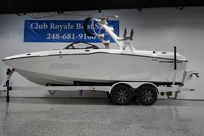 BOATZON | Malibu Boats 22 MXZ White 2025