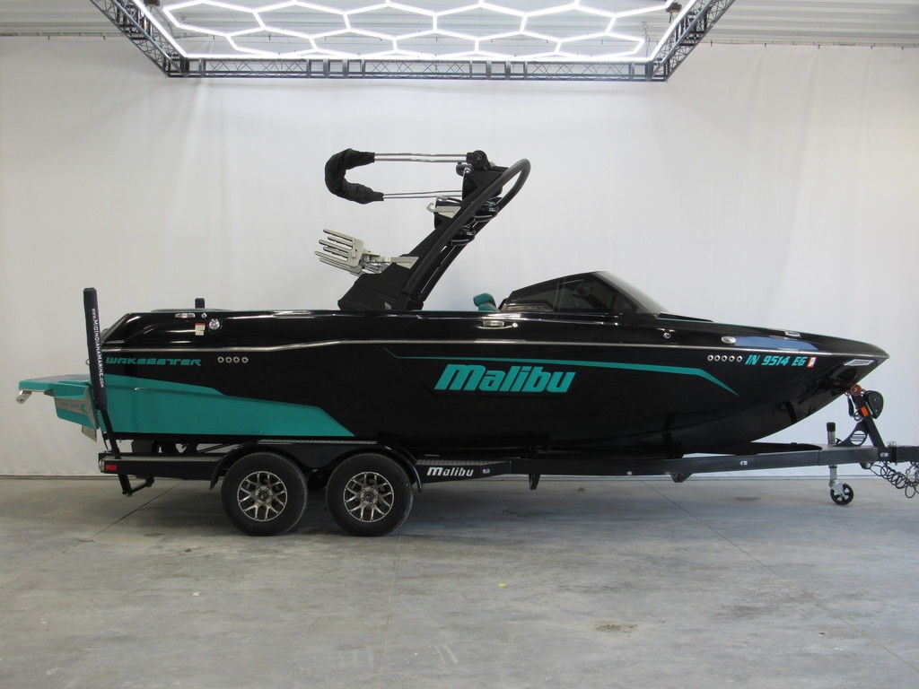 2021 Malibu Boats 23 LSV - Sold Boat