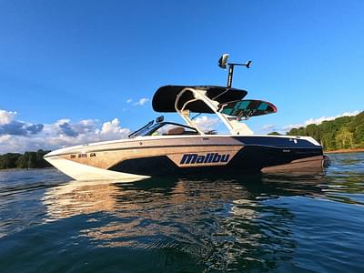 BOATZON | Malibu Boats 23 LSV 2023