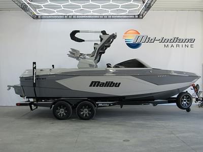 BOATZON | Malibu Boats 23 LSV 2025