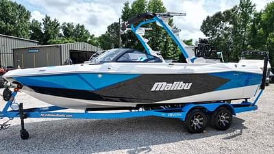 BOATZON | Malibu Boats 23 LSV 2025