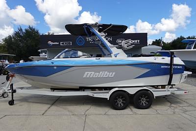 BOATZON | Malibu Boats 23 LSV 2025