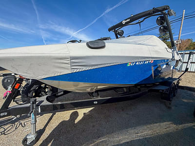 BOATZON | Malibu Boats 23 MXZ 2022