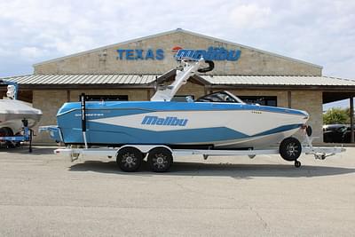 BOATZON | Malibu Boats 25 LSV 2025