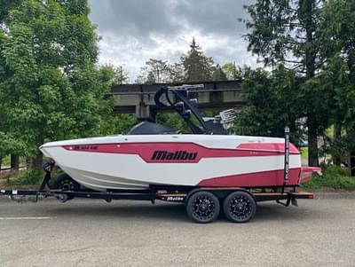 BOATZON | Malibu Boats M220 2021 BOATZON | Malibu Boats M220 2021