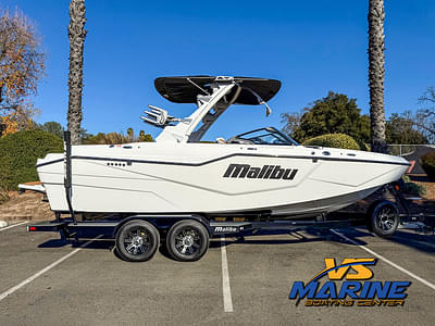 BOATZON | Malibu Boats M230 2025