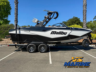 BOATZON | Malibu Boats M230 2025