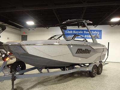 BOATZON | Malibu Boats M230 2025 BOATZON | Malibu Boats M230 2025