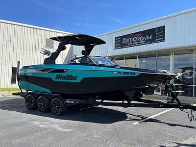 BOATZON | Malibu Boats M240 2020