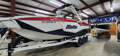 BOATZON | Malibu Boats M242 2024