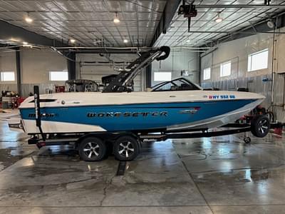 BOATZON | Malibu Boats Wakesetter 23 LSV 2014 BOATZON | Malibu Boats Wakesetter 23 LSV 2014