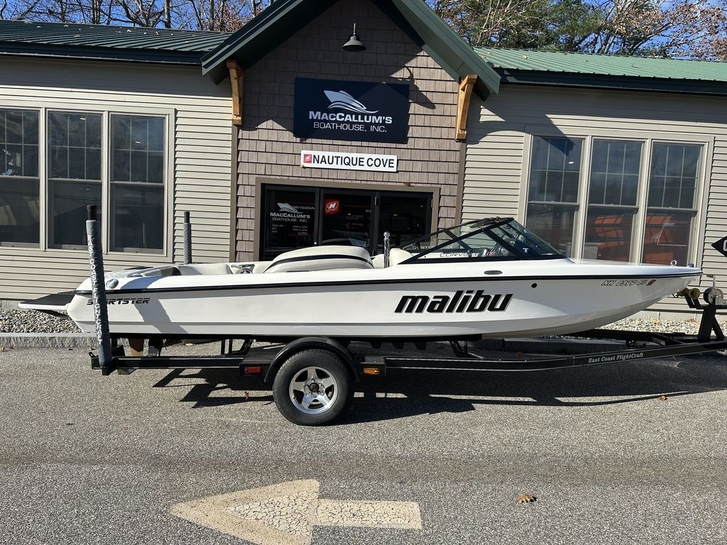 2005 Malibu Sportster - Sold Boat