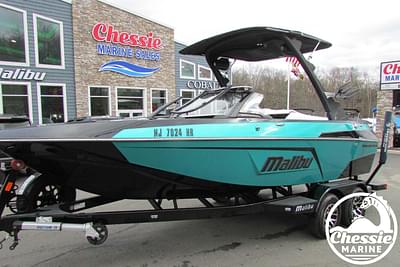 BOATZON | Malibu Wakesetter 20 VTX 2022