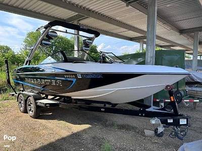 BOATZON | Malibu Wakesetter 21 VLX