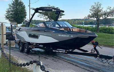 BOATZON | Malibu Wakesetter 23 LSV 2022