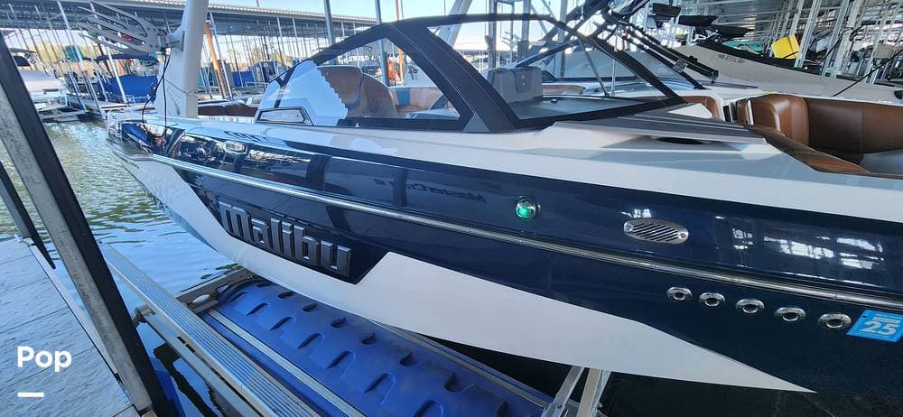 Malibu Wakesetter 23 LSV 2022