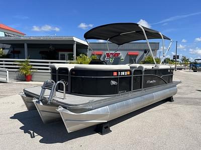 BOATZON | Manitou 21 Aurora LE VP Tri Toon 2020 BOATZON | Manitou 21 Aurora LE VP Tri Toon 2020