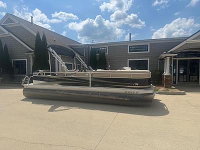 BOATZON | 2012 Manitou 22 Oasis RF