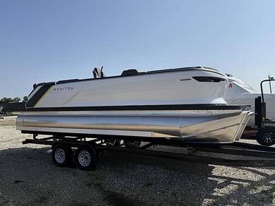 BOATZON | Manitou Explore 22 Max Switchback VToon 2024