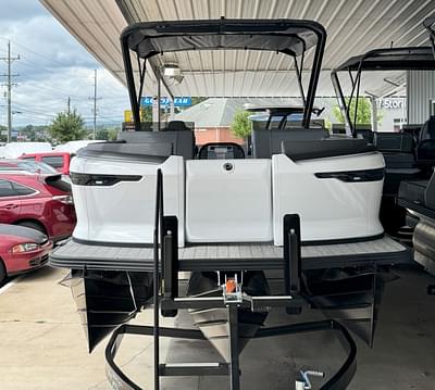 BOATZON | Manitou EXPLORE 24 MAX NAVIGATOR TWIN ENGINE 2025 BOATZON | Manitou EXPLORE 24 MAX NAVIGATOR TWIN ENGINE 2025