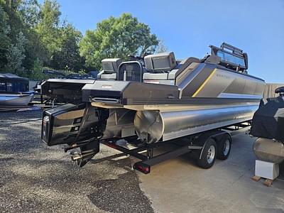BOATZON | Manitou Explore 24 Max Switchback VToon 2024 BOATZON | Manitou Explore 24 Max Switchback VToon 2024