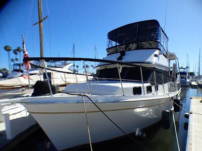 BOATZON | Marine Trader 40 LaBelle by Bestway 1984