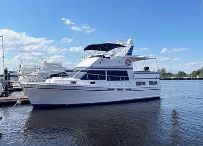 BOATZON | Marine Trader 40 LaBelle Sun Deck 1987