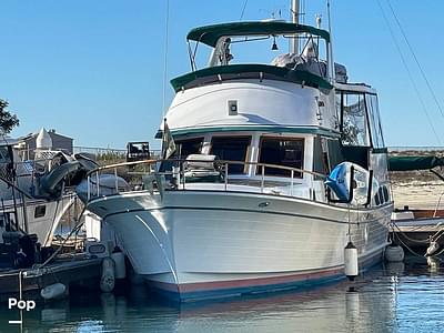 BOATZON | Marine Trader 43 Aft Cabin