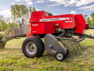 BOATZON | Massey Ferguson 1840 Square Baler 2025