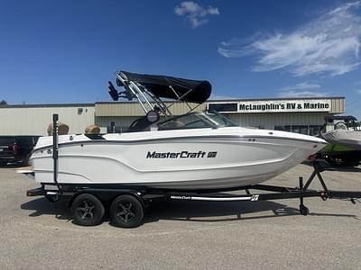 BOATZON | MasterCraft 22T 2025