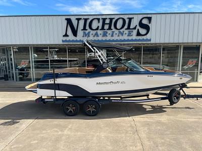 BOATZON | MasterCraft NXT 22 2024