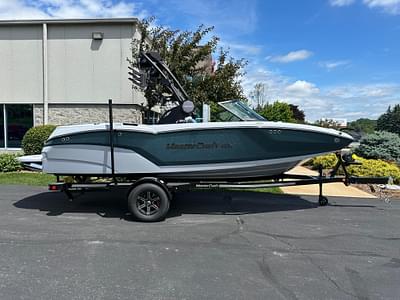 BOATZON | MasterCraft NXT20 2025