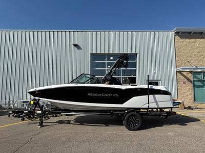 BOATZON | MasterCraft NXT20 2025